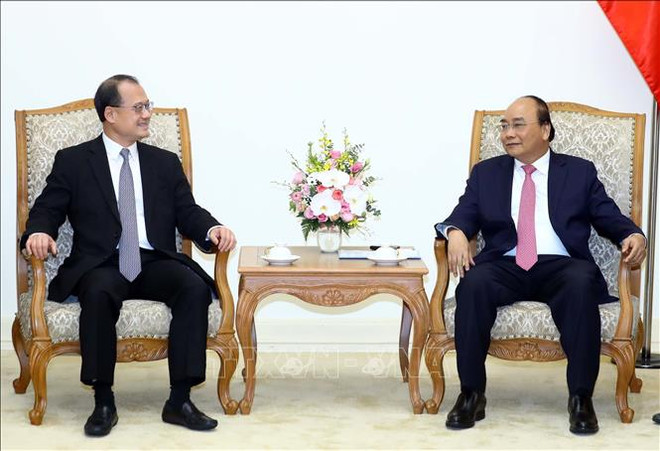 阮春福会见香港越南商会会长蔡冠深 ảnh 1 阮春福会见香港越南商会会长蔡冠深 ảnh 1