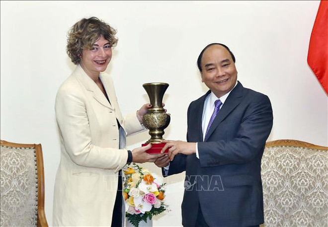 阮春福会见日本千叶县知事和荷兰新任驻越大使 ảnh 2 阮春福会见日本千叶县知事和荷兰新任驻越大使 ảnh 2