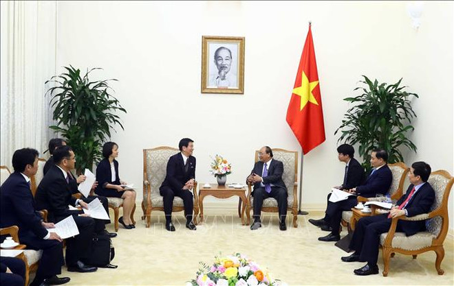 阮春福会见日本千叶县知事和荷兰新任驻越大使 ảnh 1 阮春福会见日本千叶县知事和荷兰新任驻越大使 ảnh 1