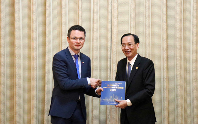 胡志明市同爱尔兰加强教育、卫生领域合作 ảnh 1