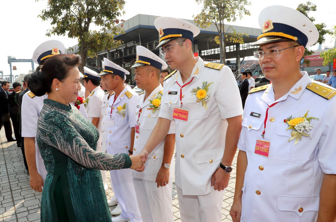 国会主席阮氏金银出席西贡新港总公司成立30周年纪念典礼 ảnh 2 国会主席阮氏金银出席西贡新港总公司成立30周年纪念典礼 ảnh 2