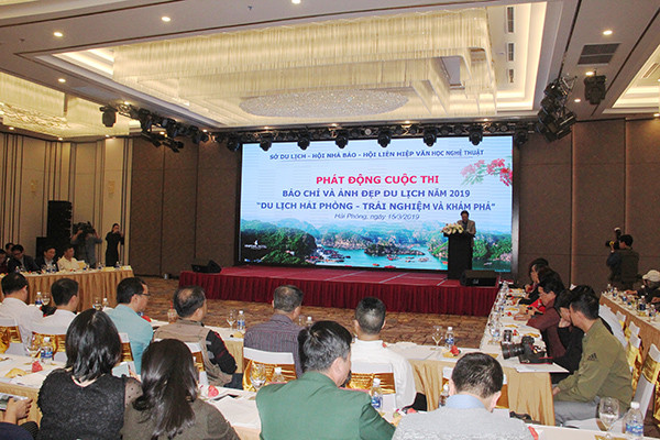 2019年海防市旅游新闻和图片比赛正式启动 ảnh 1 2019年海防市旅游新闻和图片比赛正式启动 ảnh 1