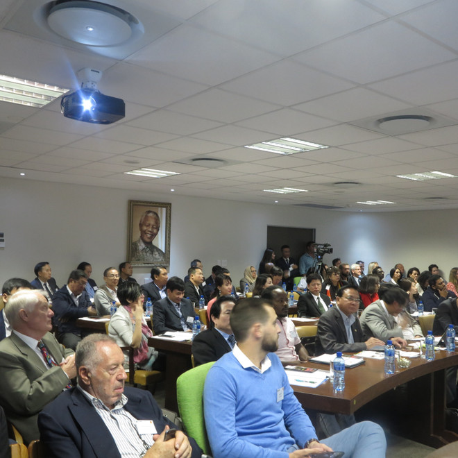 越南与南非为两国企业推进投资合作创造便利合作 ảnh 2 越南与南非为两国企业推进投资合作创造便利合作 ảnh 2