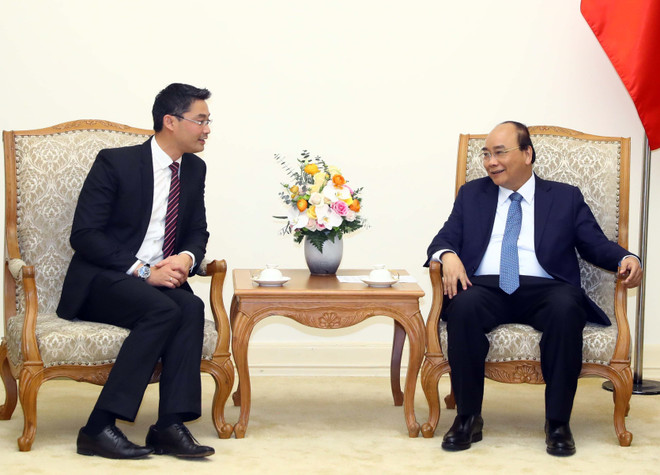 政府总理阮春福会见经济专家罗斯勒 ảnh 1 政府总理阮春福会见经济专家罗斯勒 ảnh 1