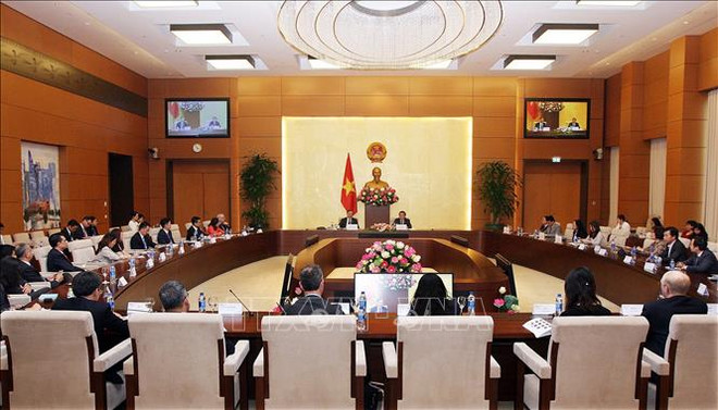 国会副主席冯国显会见美国-东盟商务委员会代表团 ảnh 1 国会副主席冯国显会见美国-东盟商务委员会代表团 ảnh 1