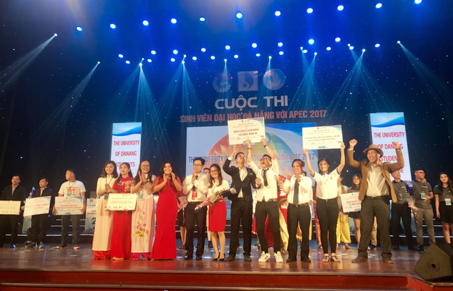 越南岘港大学生与2017年APEC会议知识竞赛进入总决赛 ảnh 1  越南岘港大学生与2017年APEC会议知识竞赛进入总决赛 ảnh 1
