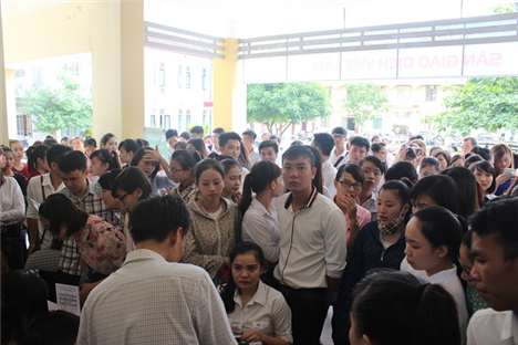 年初至今乂安省为近2.9万人解决就业问题 ảnh 1 年初至今乂安省为近2.9万人解决就业问题 ảnh 1
