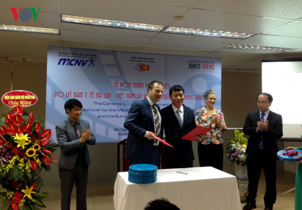 越南接收30多部具有历史价值的纪录片 ảnh 1