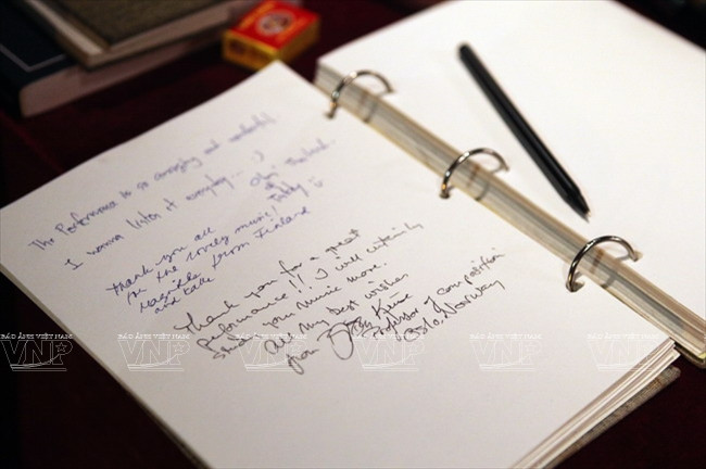 在河内欣赏歌筹演唱 ảnh 13