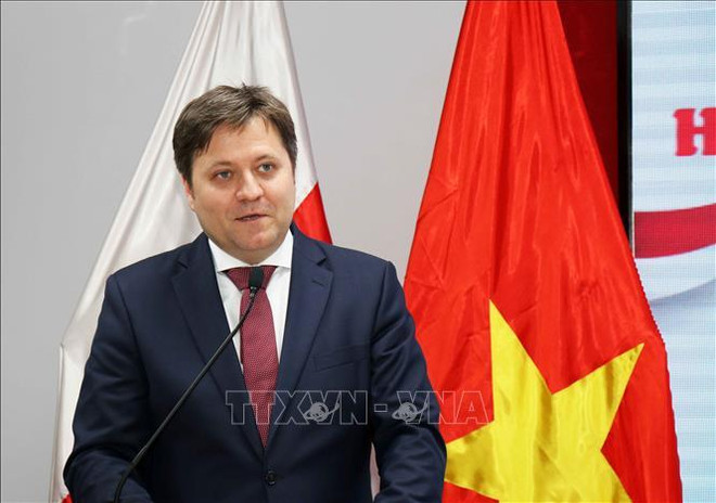 2019年维基百科和因特网用户波兰风土人情写作大赛颁奖仪式在河内举行 ảnh 1 2019年维基百科和因特网用户波兰风土人情写作大赛颁奖仪式在河内举行 ảnh 1