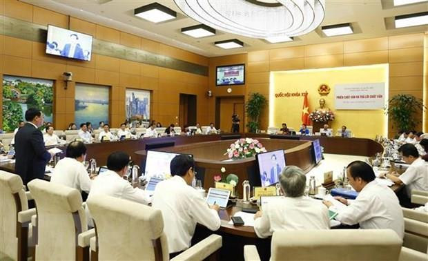 为渔民提供协助 坚持靠海谋生 维护海洋岛屿主权 ảnh 1