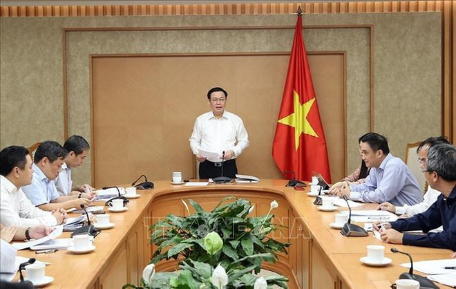 越南政府副总理王廷惠:外债低于国会所批指标并在政府的控制范围内 ảnh 1 越南政府副总理王廷惠:外债低于国会所批指标并在政府的控制范围内 ảnh 1