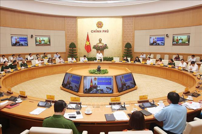 政府常务副总理：越南航空产业要实现健康发展 ảnh 1