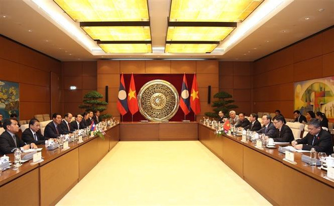 越南国会与老挝国会深化合作关系 ảnh 1 越南国会与老挝国会深化合作关系 ảnh 1