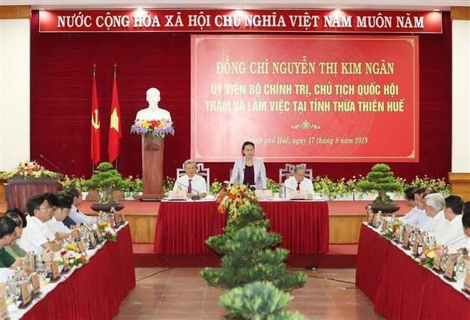 国会主席阮氏金银：承天顺化省增长模式需与“绿化和可持续发展”精神对接 ảnh 3