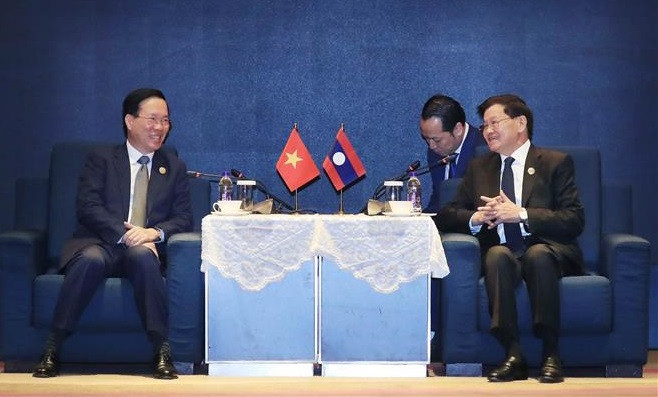 越南国家主席武文赏会见老挝国家主席通伦·西苏里 ảnh 1 越南国家主席武文赏会见老挝国家主席通伦·西苏里 ảnh 1