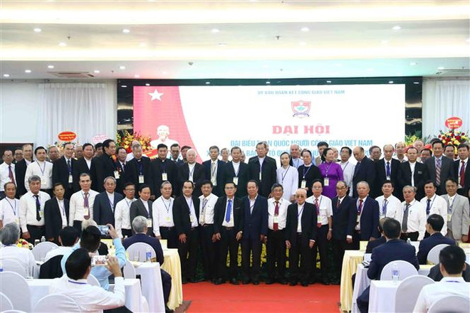 越南天主教徒建设和保卫祖国第八届全国代表大会在河内召开 ảnh 3