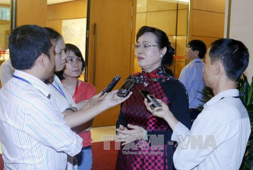 第十四届国会第三次会议：国会代表要向政府成员提出有关农业发展方向的质询 ảnh 1