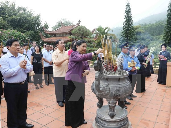 越南国会副主席丛氏放访问太原省 ảnh 1 越南国会副主席丛氏放访问太原省 ảnh 1