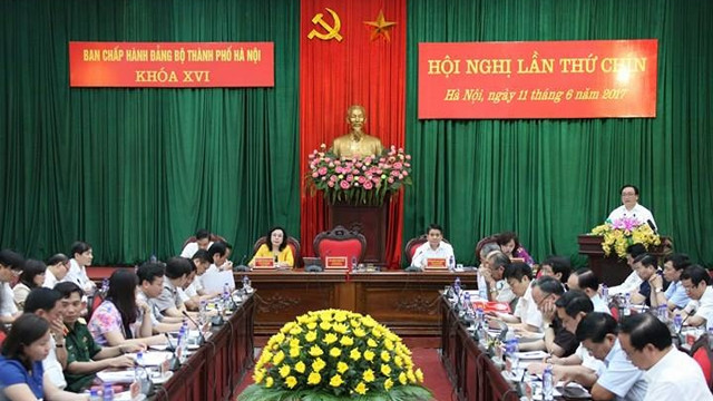 越共河内市第十六届委员会在河内召开第九次全体会议 ảnh 1 越共河内市第十六届委员会在河内召开第九次全体会议 ảnh 1