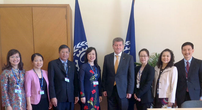 着力加大合作力度 保护越南劳动者的权益 ảnh 1 着力加大合作力度 保护越南劳动者的权益 ảnh 1