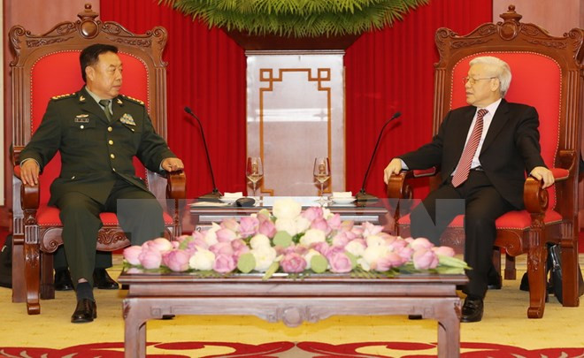 越共中央总书记阮富仲会见中国军队高级代表团 ảnh 1 越共中央总书记阮富仲会见中国军队高级代表团 ảnh 1