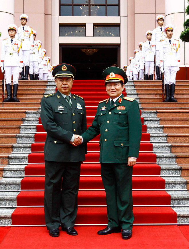 越共中央军委副书记吴春历与中共中央军委副主席范长龙举行会谈 ảnh 1 越共中央军委副书记吴春历与中共中央军委副主席范长龙举行会谈 ảnh 1