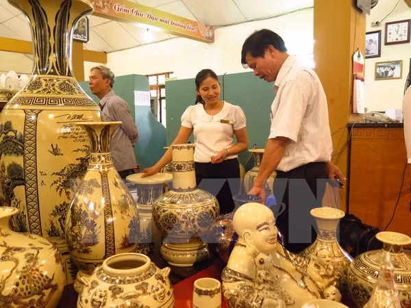 越南应努力提升手工艺业品牌强势地位 ảnh 1