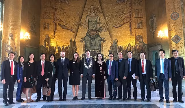 河内市与芬兰、瑞典和奥地利加强各领域的合作 ảnh 3