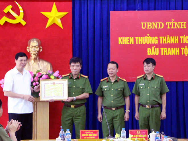 广宁省警方破获运输毒品案缴获赃物近24公斤 ảnh 1