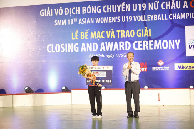 日本队荣获“联越邮政银行杯” 2018年亚洲U19女子排球锦标赛冠军 ảnh 2 日本队荣获“联越邮政银行杯” 2018年亚洲U19女子排球锦标赛冠军 ảnh 2