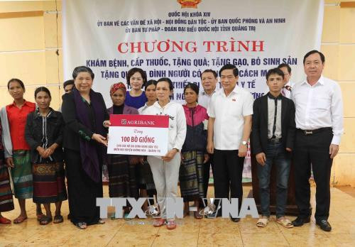 国会常务副主席丛氏放莅临广治省调研 ảnh 1 国会常务副主席丛氏放莅临广治省调研 ảnh 1