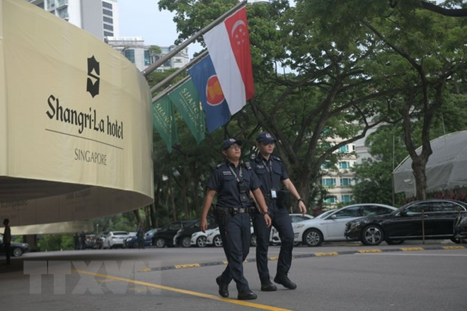 新加坡总理在美朝领导人会晤前夕会见美朝领导人 ảnh 1 新加坡总理在美朝领导人会晤前夕会见美朝领导人 ảnh 1