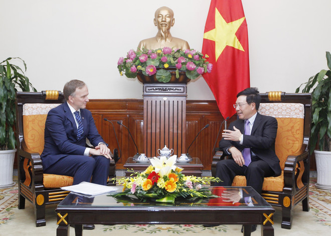  政府副总理兼外长范平明会见拉脱维亚国务秘书安德烈斯·贝德高 ảnh 1