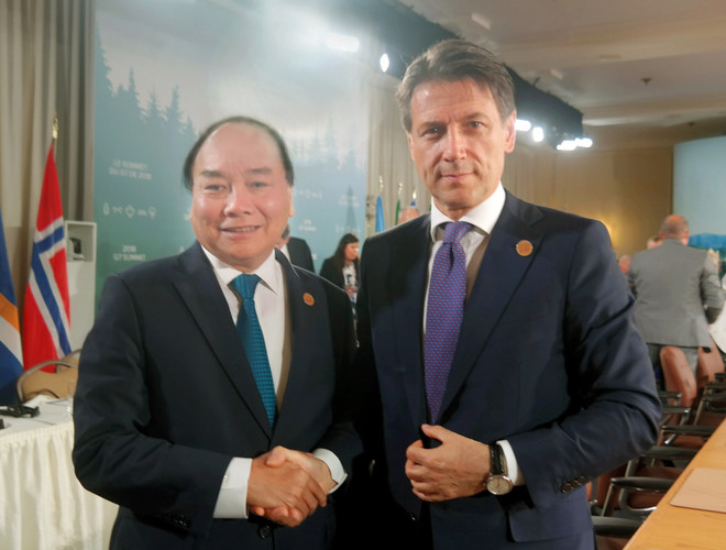 七国集团峰会扩大会议:越南政府总理阮春福开展系列双边会晤 ảnh 5 七国集团峰会扩大会议:越南政府总理阮春福开展系列双边会晤 ảnh 5