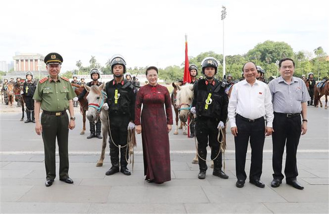 组图:越南机动警察骑兵队正式亮相 ảnh 3 组图:越南机动警察骑兵队正式亮相 ảnh 3