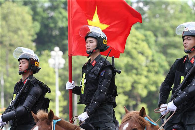 组图:越南机动警察骑兵队正式亮相 ảnh 8 组图:越南机动警察骑兵队正式亮相 ảnh 8