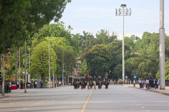 组图:越南机动警察骑兵队正式亮相 ảnh 14 组图:越南机动警察骑兵队正式亮相 ảnh 14