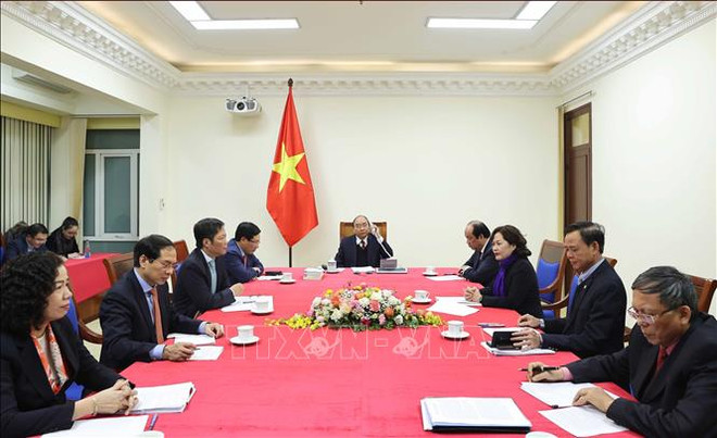 越南政府总理阮春福与美国总统特朗普通电话 ảnh 3