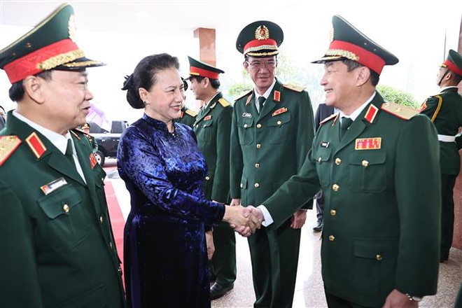 阮氏金银：第五军区集中建设廉洁强大的党委 ảnh 1