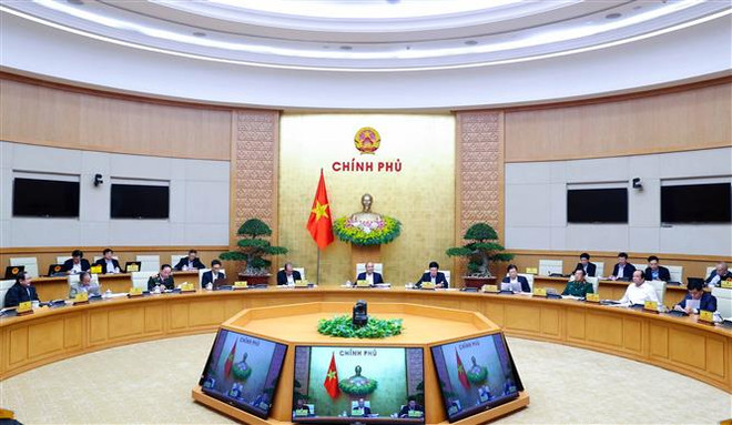 越南政府总理阮春福主持召开政府12月份例行会议 ảnh 1 越南政府总理阮春福主持召开政府12月份例行会议 ảnh 1