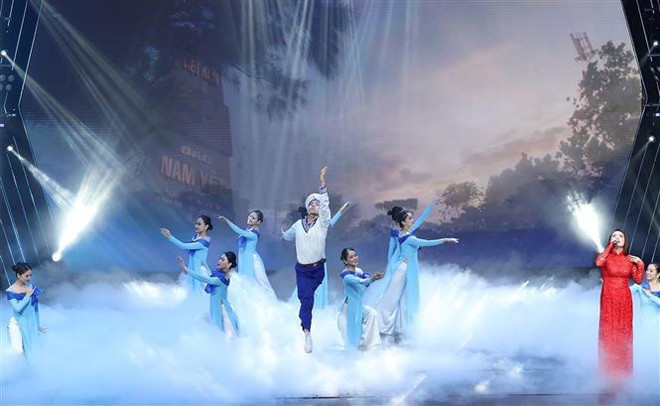 范明政总理：越南坚持确保国防安全，坚定维护海上主权，推动海洋经济发展 ảnh 2