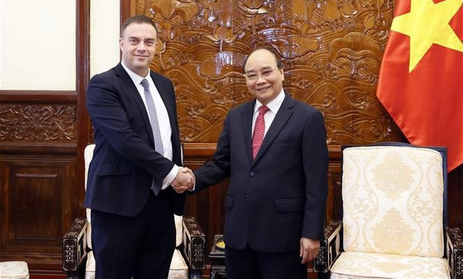 沙特阿拉伯、以色列和阿塞拜疆驻越大使拜会越南国家主席阮春福 ảnh 2 沙特阿拉伯、以色列和阿塞拜疆驻越大使拜会越南国家主席阮春福 ảnh 2