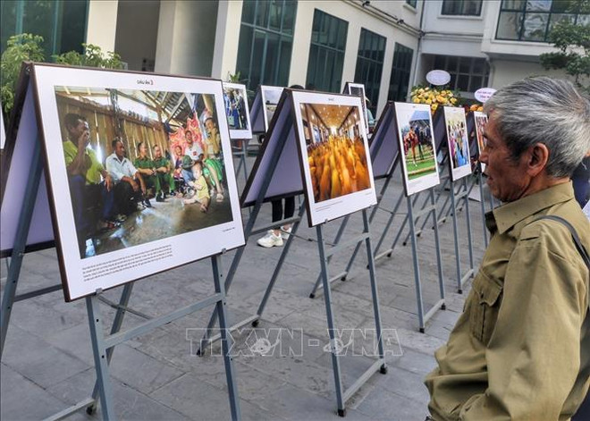 “烙印”的第三次新闻摄影展在河内举行 ảnh 1 “烙印”的第三次新闻摄影展在河内举行 ảnh 1