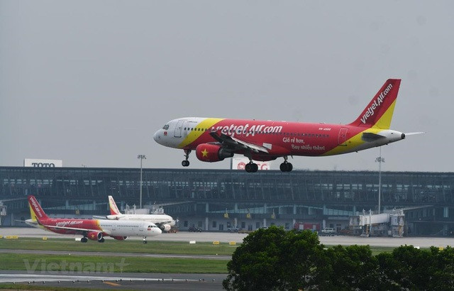 今年上半年越南各家航空公司外国旅客运输量逐月增加 ảnh 1 今年上半年越南各家航空公司外国旅客运输量逐月增加 ảnh 1