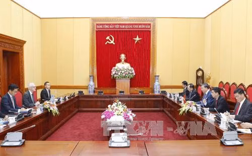 越南公安部与国际刑警组织加强合作 ảnh 2 越南公安部与国际刑警组织加强合作 ảnh 2