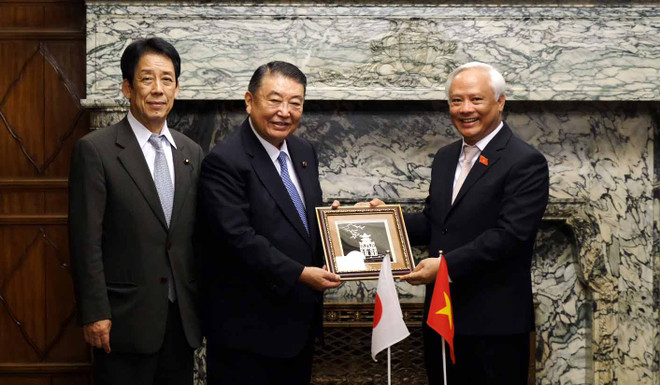 国会副主席汪周刘会见日本国会众议院议长和参议院副议长举行会谈 ảnh 1 国会副主席汪周刘会见日本国会众议院议长和参议院副议长举行会谈 ảnh 1