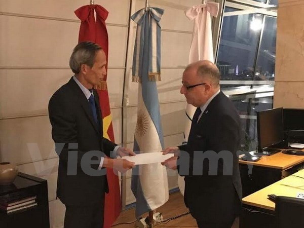 阿根廷外交部长高度评价越南发展成就 ảnh 1 阿根廷外交部长高度评价越南发展成就 ảnh 1