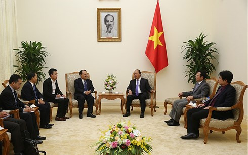 政府总理阮春福会见老挝能源与矿产部长坎马尼 ảnh 2 政府总理阮春福会见老挝能源与矿产部长坎马尼 ảnh 2