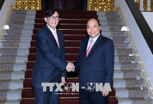 越南政府总理阮春福会见泰国驻越大使马诺斋•旺帕迪 ảnh 1